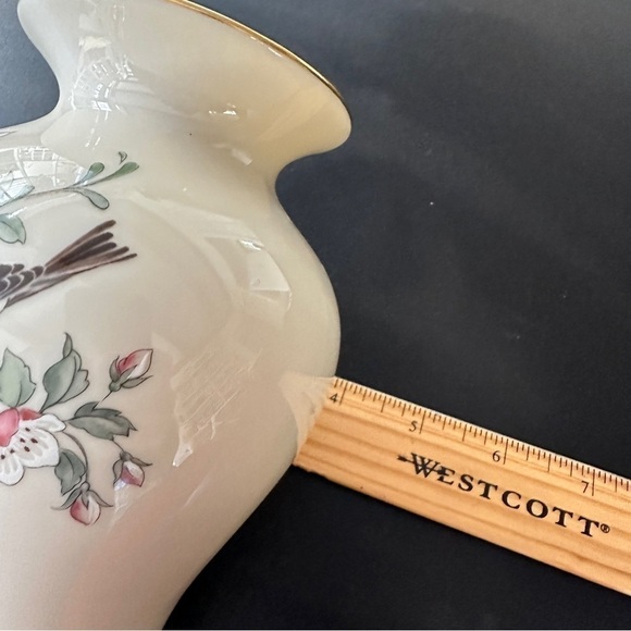 Lenox Serenade Medium Vase white, pink & green birds flowers vintage collectible - Picture 13 of 14